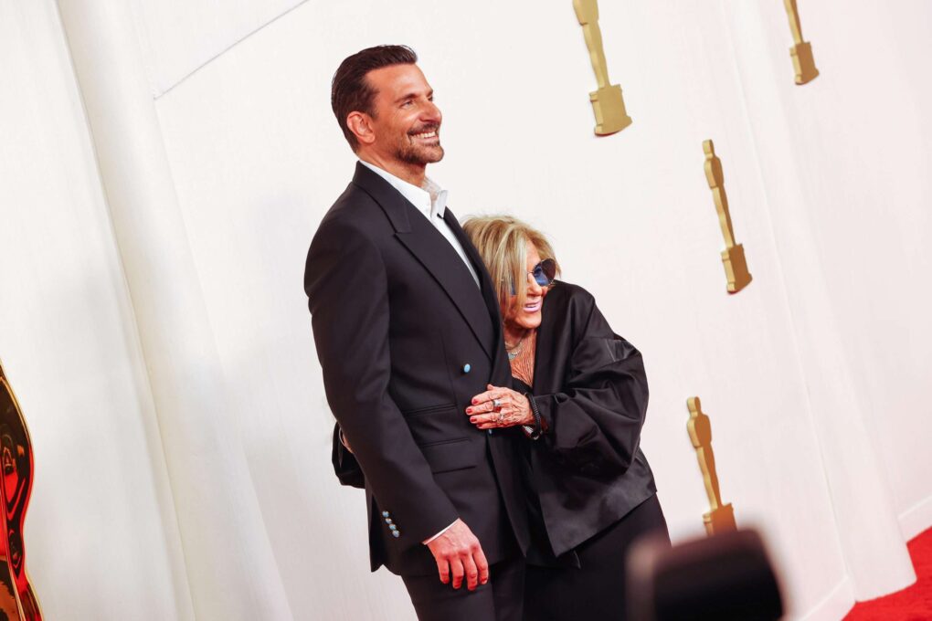 Bradley Cooper and Gloria Campano at the 96th Annual Oscar Awards | Source: Getty Images